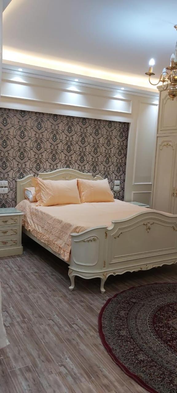 Apartment Furnished , Nile View Cairo